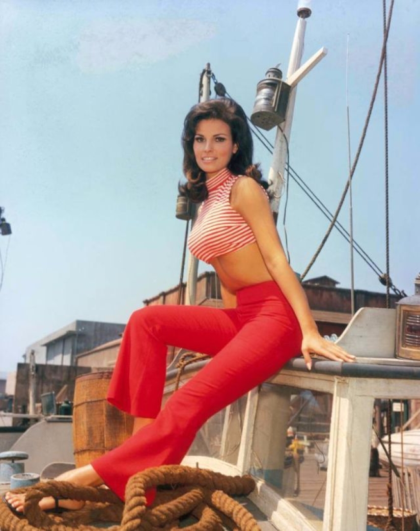 "The most desirable woman of the 1970s" Raquel Welch: an actress who became famous thanks to a bikini