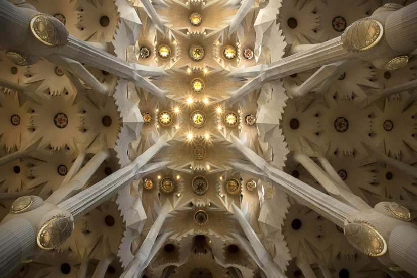 The most famous works of Antonio Gaudi