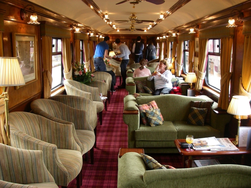 The most luxurious trains for which people have been waiting in line for months for tickets