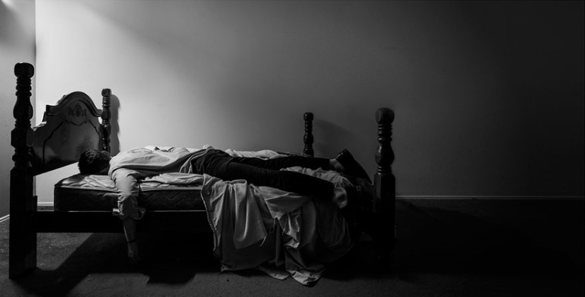The photographer looked into the face of his depression — and took it off