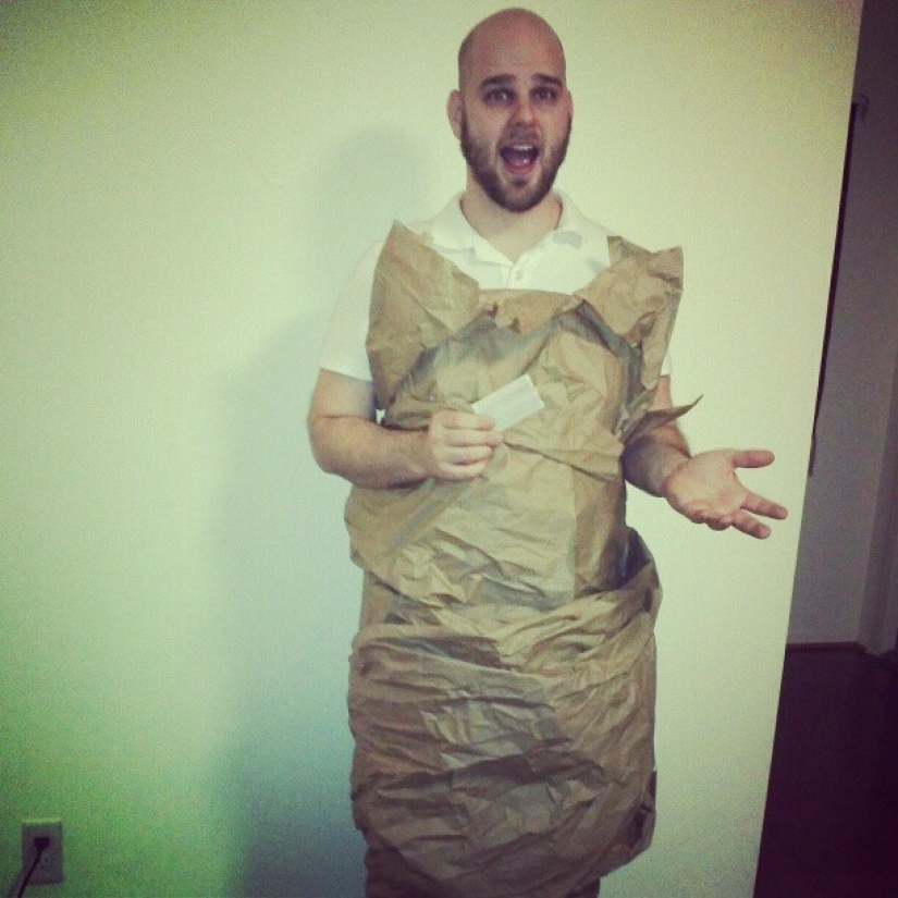 The plastic world has won 22 examples of how diligently people destroy the with plastic