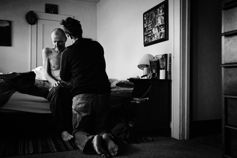 The story of a dying man and a woman photographer he trusted
