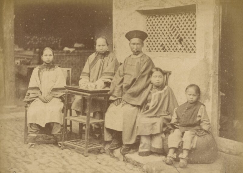 The story of a survivor Li Ching-Yun, who has lived more than 200 years