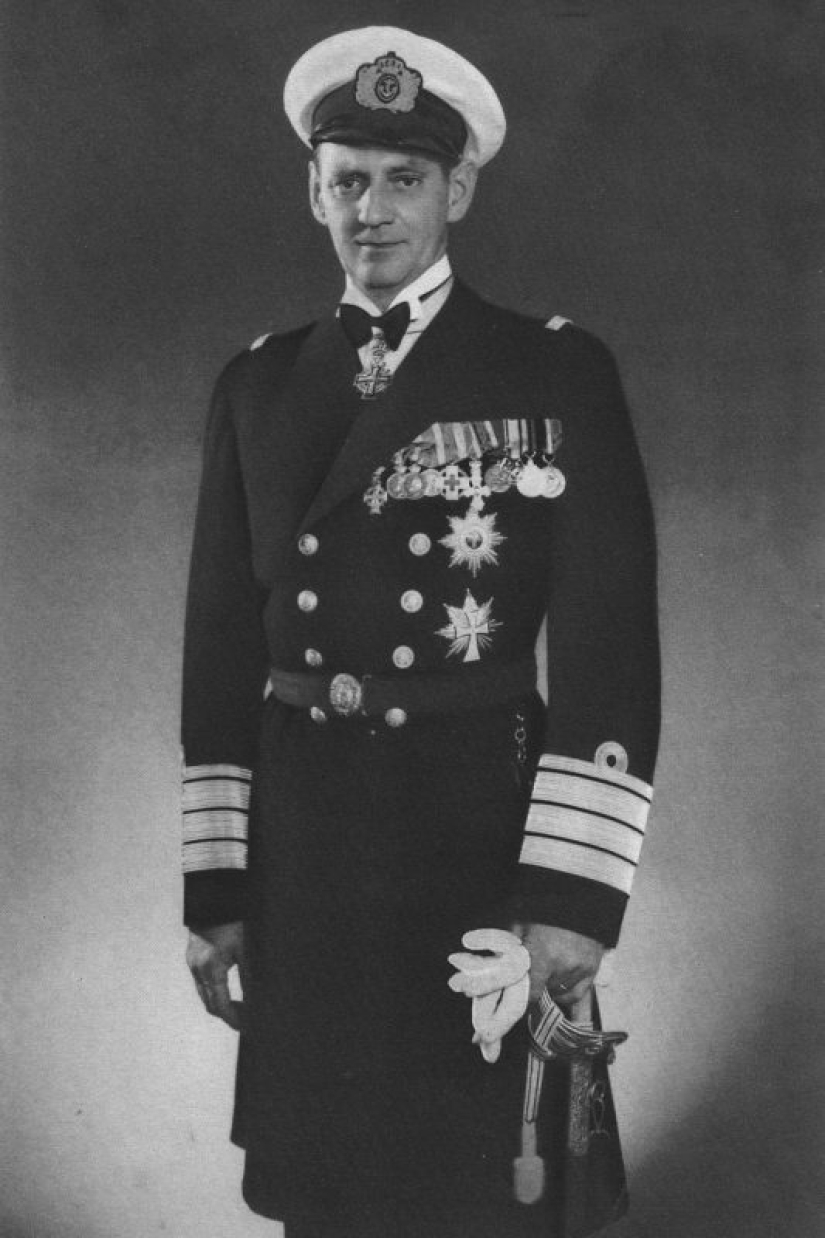"The tattooed king," Frederick IX, who has changed the history of Denmark
