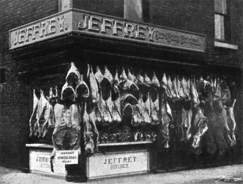 The time of fridges: a butcher's shop in Victorian England