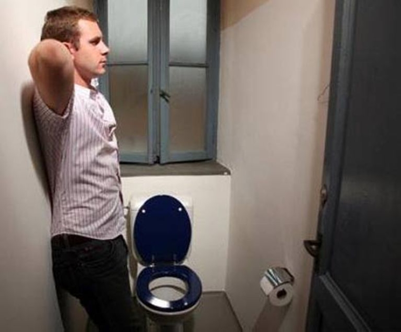 The urologist told about the danger of frequent toilet visits