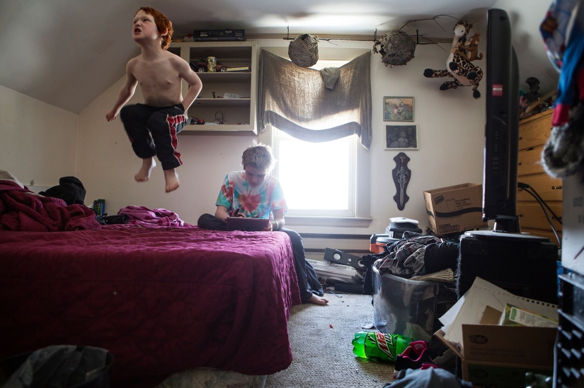 The winner of the Getty Images competition looks into American bedrooms