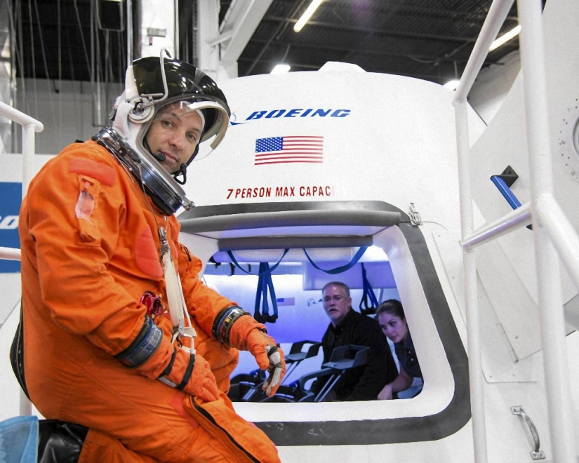 The world's first space taxi
