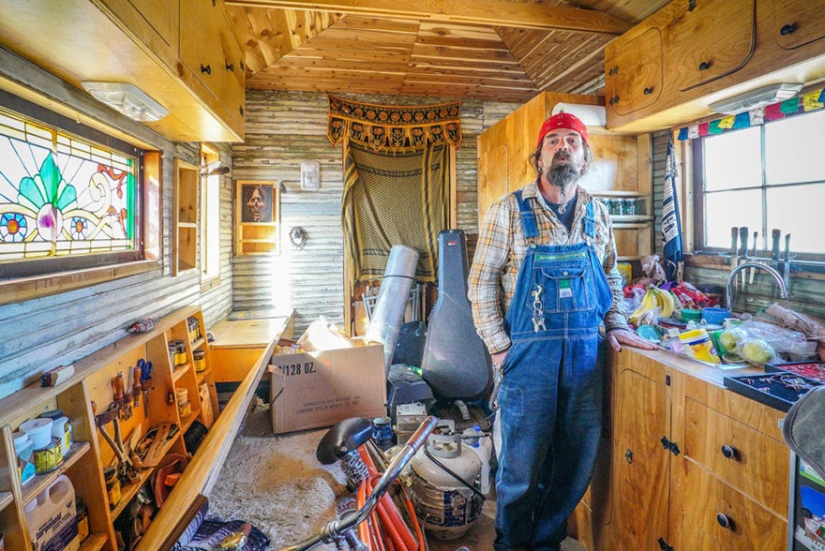 These people live in houses smaller than your bedroom!