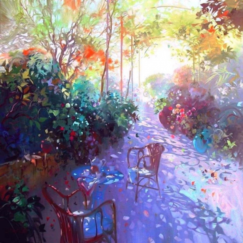 This artist paints pictures with sunbeams