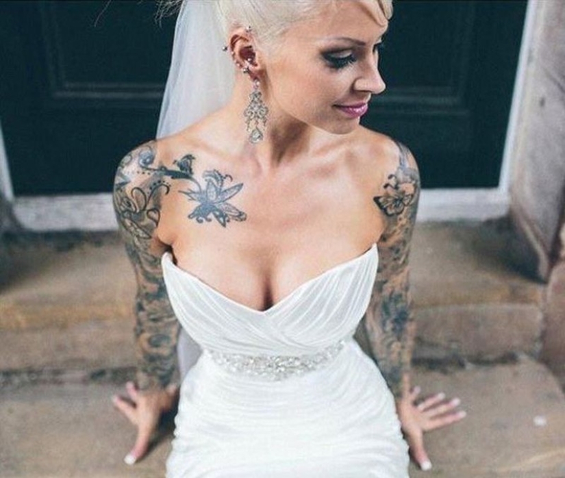 This couple wanted to look good at the wedding, and that's what came out of it