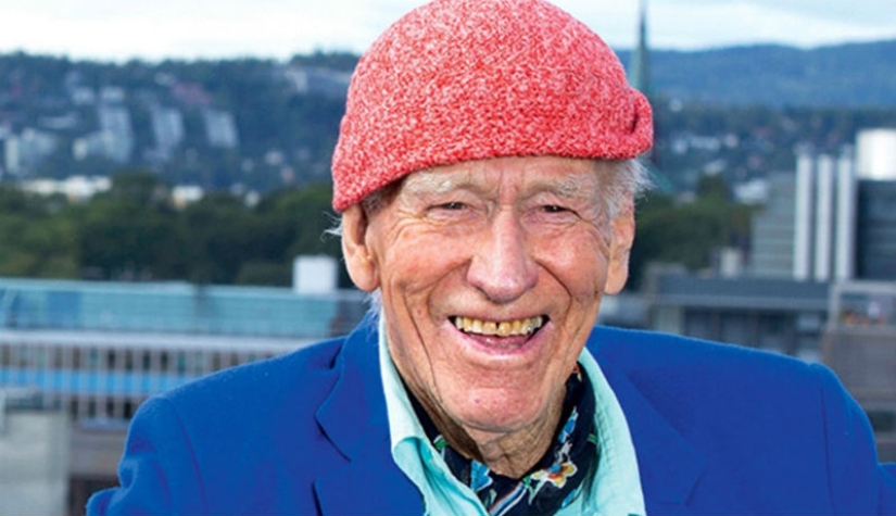 This humble grandpa in a beanie is actually a Norwegian billionaire from the Forbes list