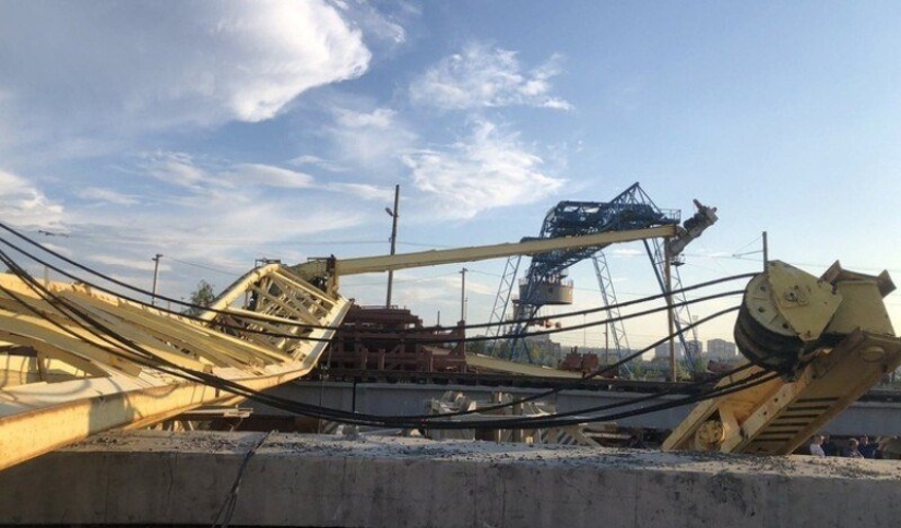 Tiktoker ruso murió debido a la caída de una grúa de construcción