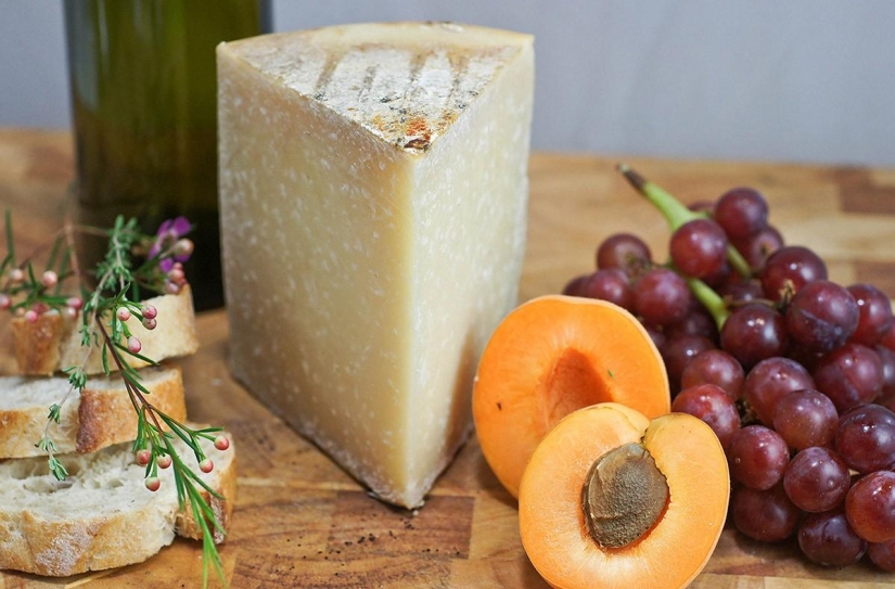 Top 10 cheeses worth trying