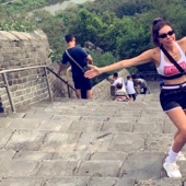 TP y juche: modelo brasileña casi fue a la cárcel en Corea del Norte por su pasión por los selfies