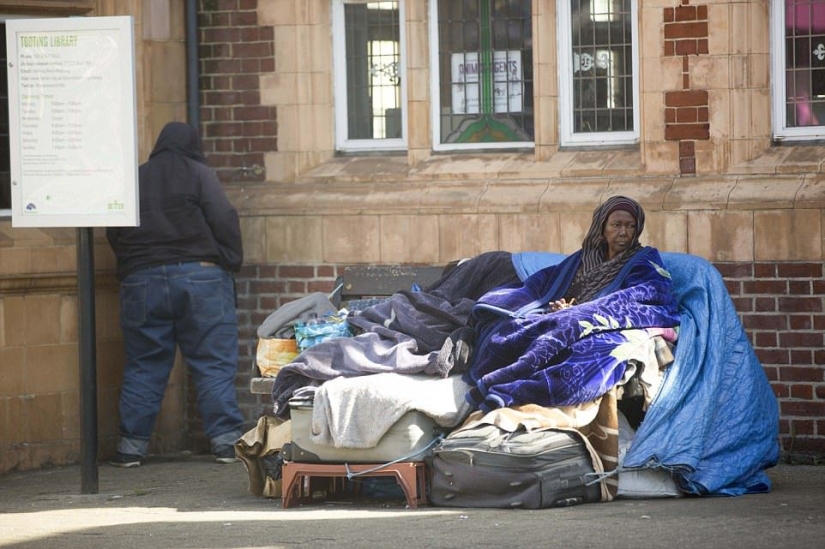 Trabajar desde casa: Los somalíes viven en la calle, renunciando a la vivienda por 1.500 libras