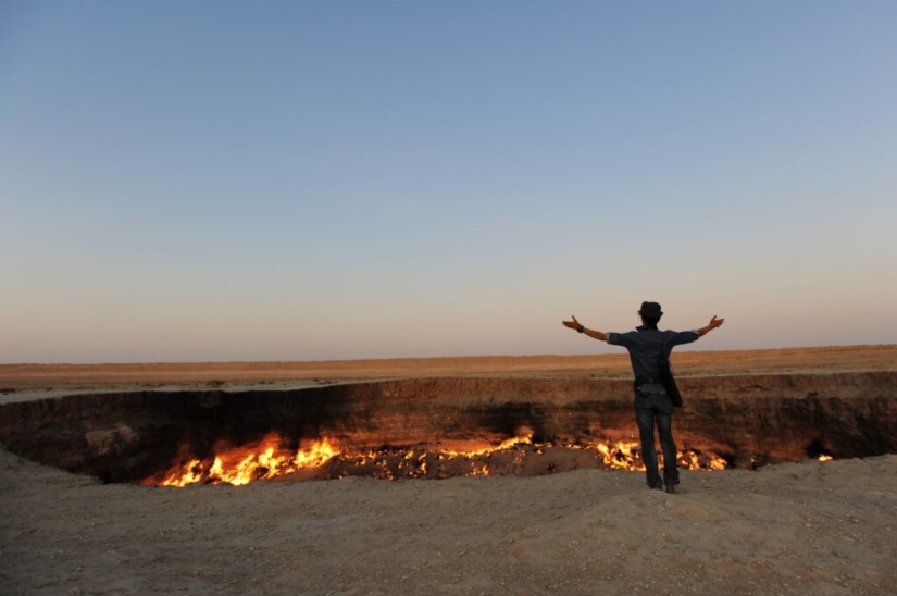 Turkmenistan is looking for a way to close the "Gates of Hell– - a gas crater that has been burning for 50 years