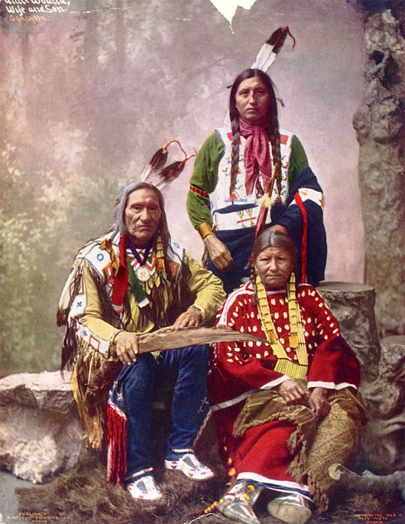 Un americano encontró fotos en color de indios de finales del siglo XIX