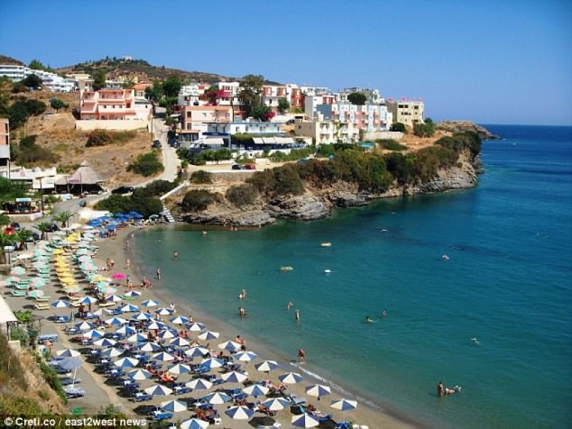 Un turista ruso que pasó 21 horas en un colchón de aire en mar abierto fue rescatado frente a la costa de Creta