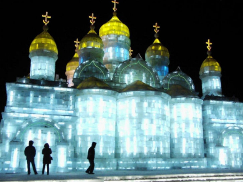 Una Canción de Hielo y Nieve: el festival internacional de escultura de hielo y nieve se lleva a cabo en China