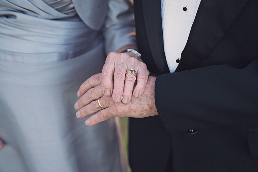 Una sesión de fotos de boda que lleva 70 años esperando