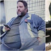 Unaffordable conscience: the Canadian lost 140 kilograms after taking two seats on an evacuation plane