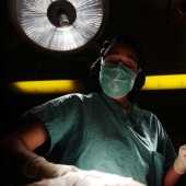 "¿Vendiste un riñón? ¡Trae a un amigo para conseguir dinero!": una banda de traficantes de órganos fue capturada en El Cairo