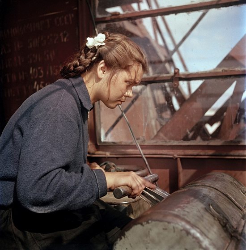 Vida laboral: desconocido color de las fotos de la vida cotidiana en la unión soviética de la década de 1950