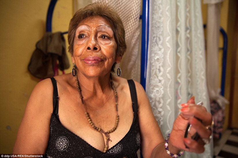 Viejos regaños: ¿dónde terminan las prostitutas mexicanas que se han vuelto demasiado mayores para la profesión