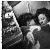 Wang Fuchun and his famous photo series "The Chinese on the train"