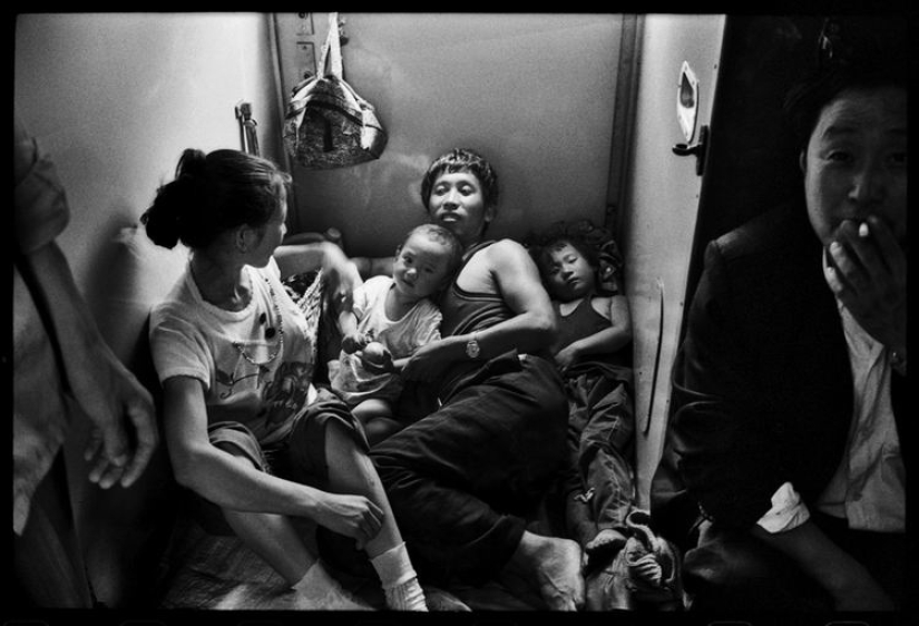 Wang Fuchun y su famosa serie de fotos "Los chinos en el tren"