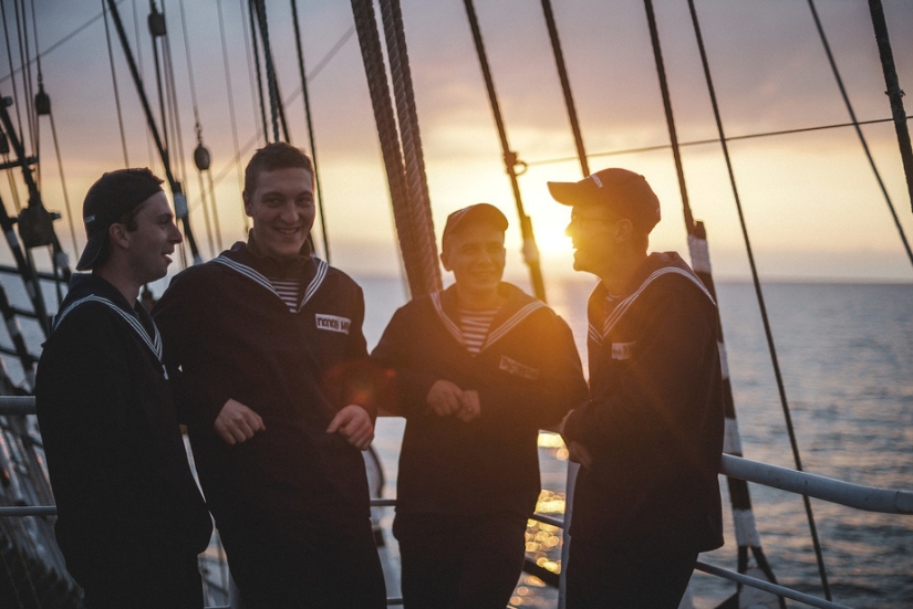 "We feel sick when there is no pitching." Sailors — about their love