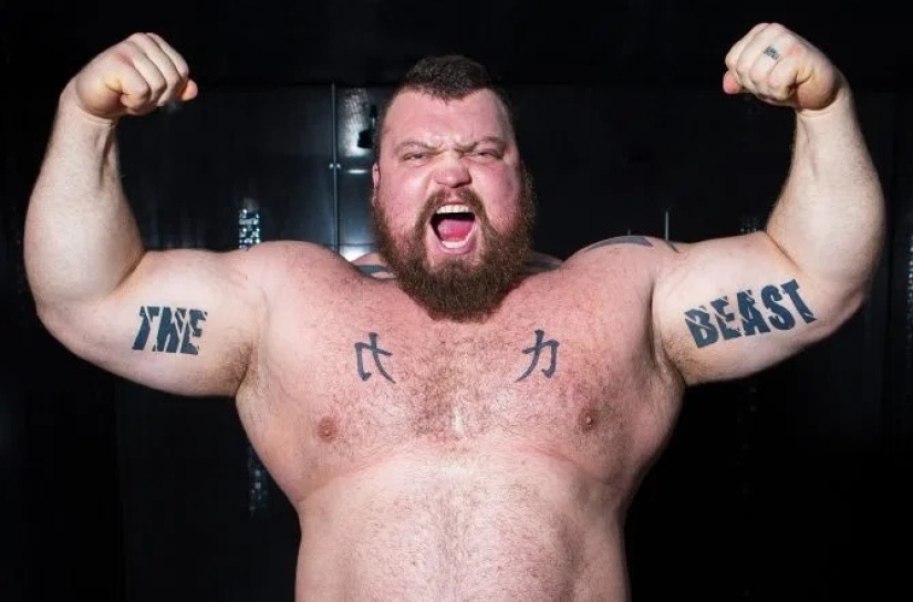 Weak point: the strongest man on the planet almost died after dropping weights on the innermost