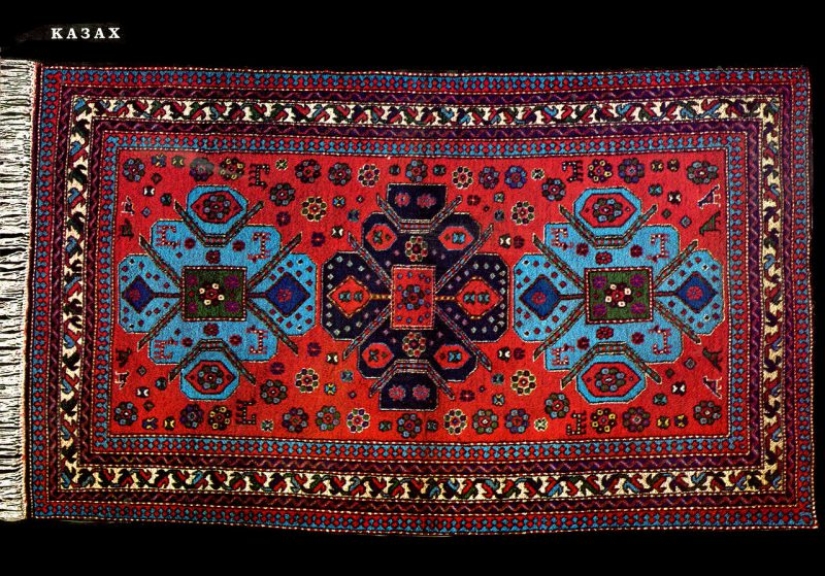 What did the psychedelic ornaments of Soviet carpets mean