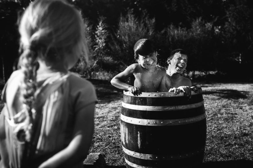 What does a happy childhood look like without mobile phones, Internet and TV