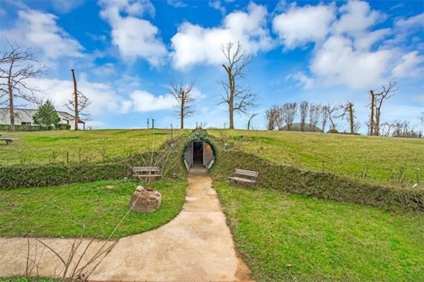 What does an underground house in Texas worth two million dollars look like