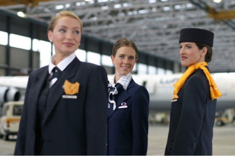 What does the uniform of flight attendants look like in different airlines