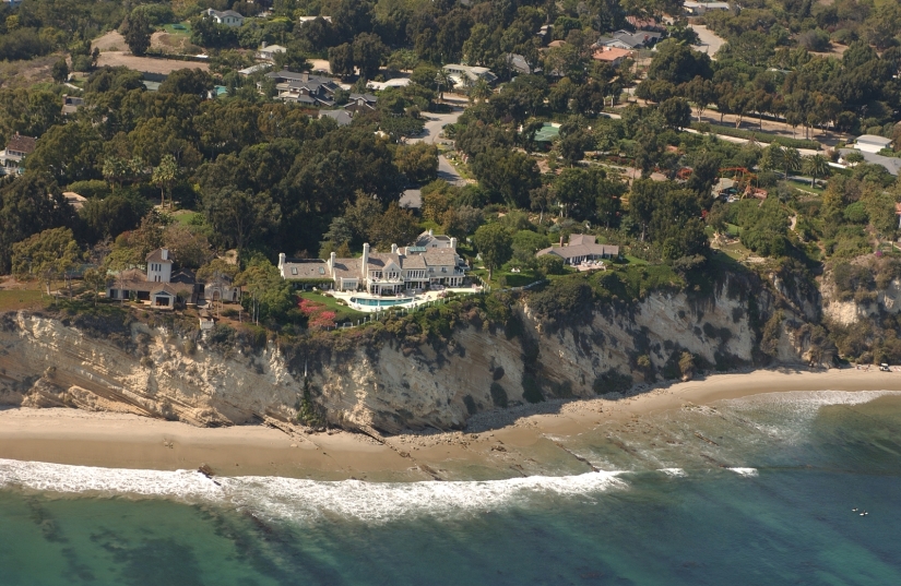 What is the Streisand Effect and 5 of its striking examples