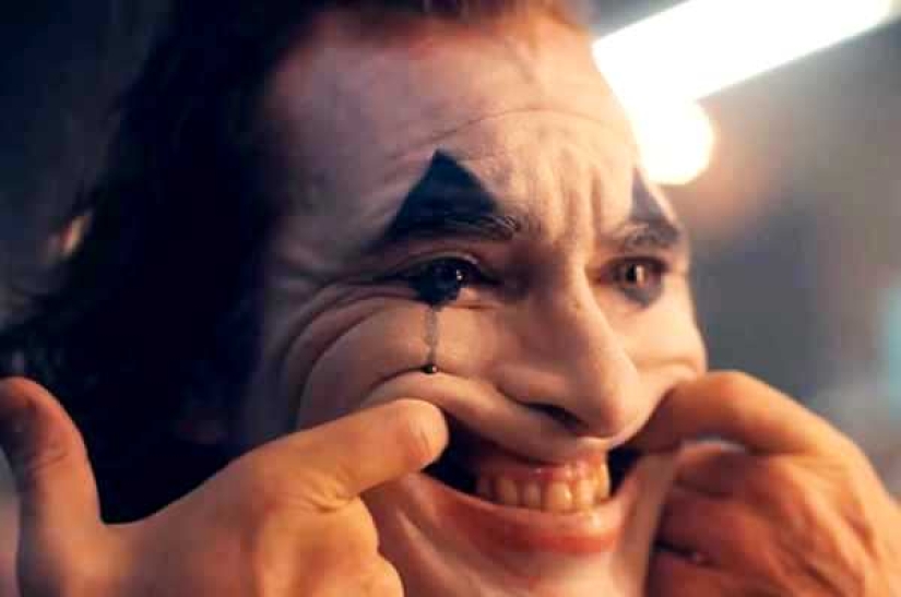 What kind of mental deviation can be caused by the Joker's laughter