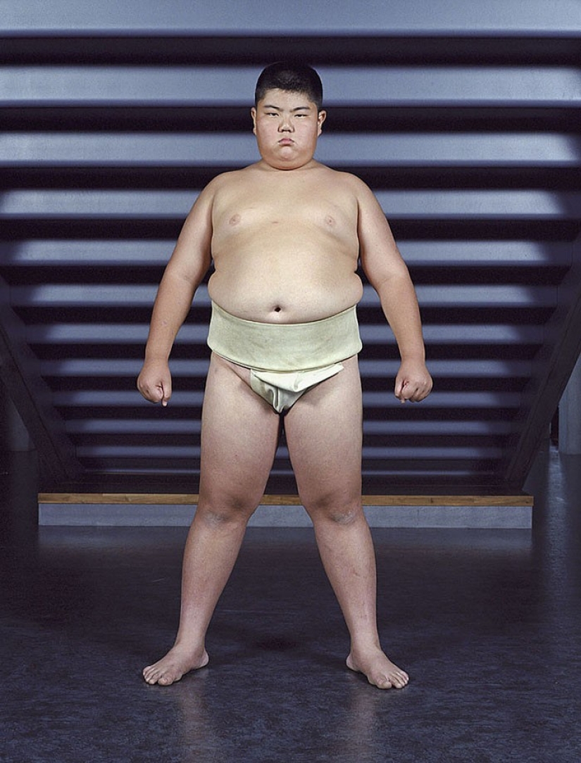 What sumo wrestlers look like in childhood and youth