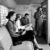 What the Boeing 377 Stratocruiser, the largest passenger plane in the world, looked like