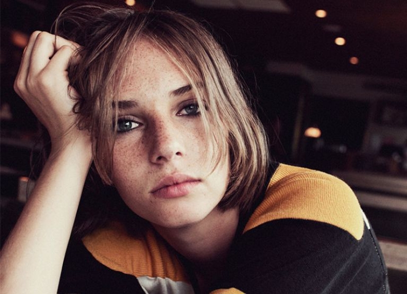 What Uma Thurman's daughter looks like now — stunning Maya Hawke