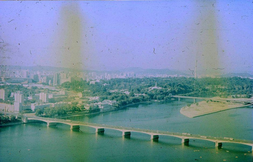 What was North Korea like in 1990