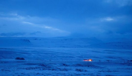 Winter in Iceland: photos with stunning landscapes