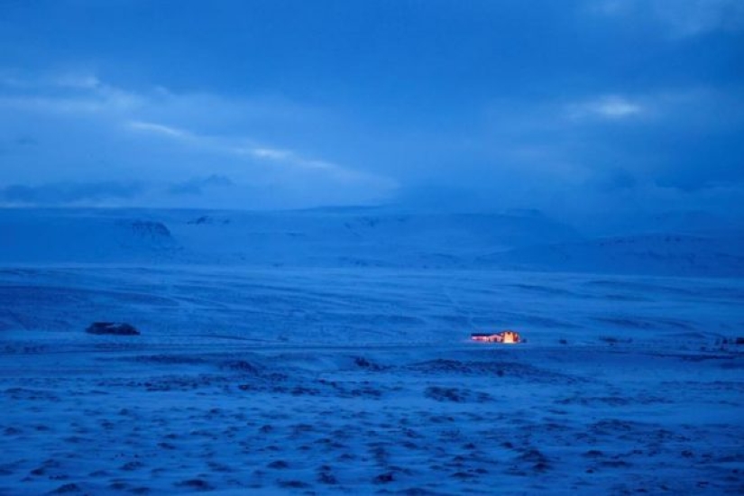 Winter in Iceland: photos with stunning landscapes