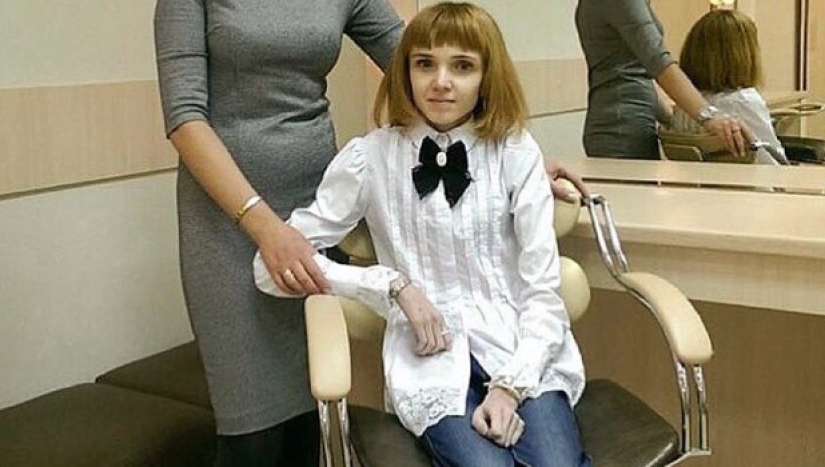 "You could play a corpse in a horror movie": doctor humiliated girl with anorexia