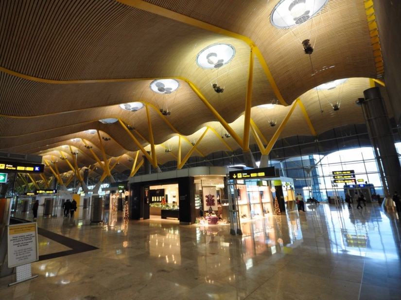10 best airports in Europe