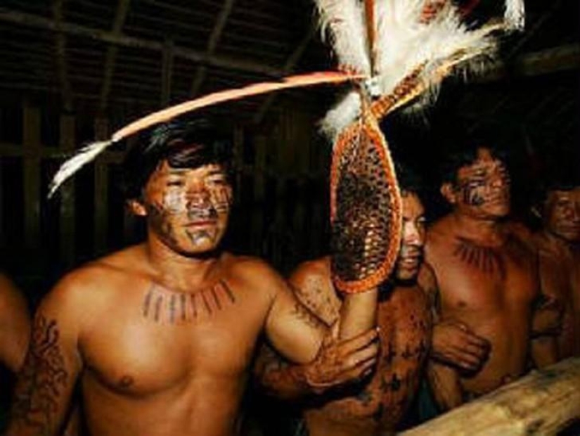 10 impactantes tradiciones sexuales de tribus y pueblos del mundo
