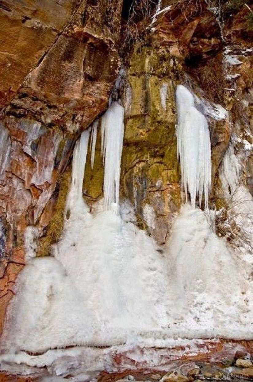 10 Incredible Ice Waterfalls
