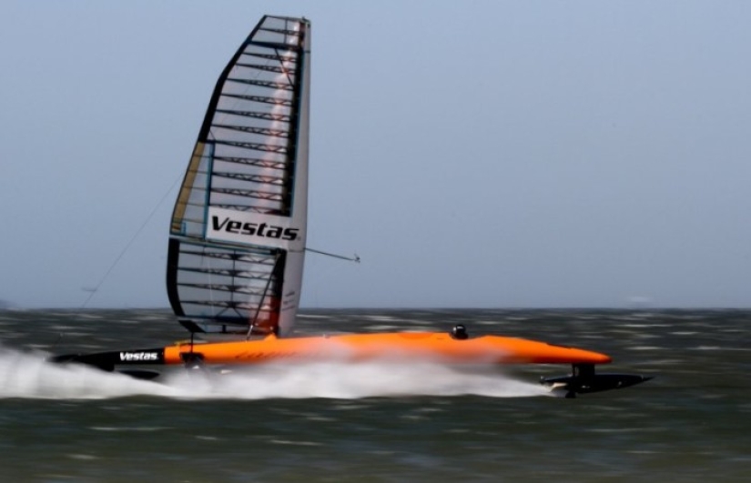 10 of the world&#39;s fastest watercraft that amaze the imagination